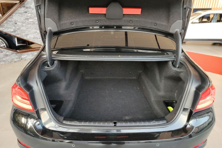 宝马5系 2019款 530Li 尊享型 豪华套装局部细节23