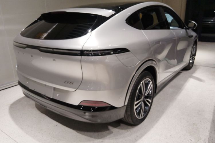 小鹏G6 2023款 755 超长续航 Pro车身外观6005