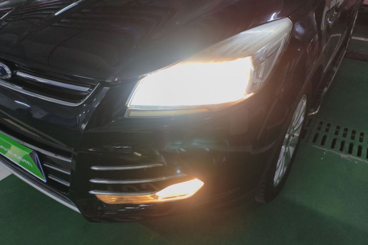 福特 翼虎 2013款 2.0L GTDi 四驱精英型局部细节36