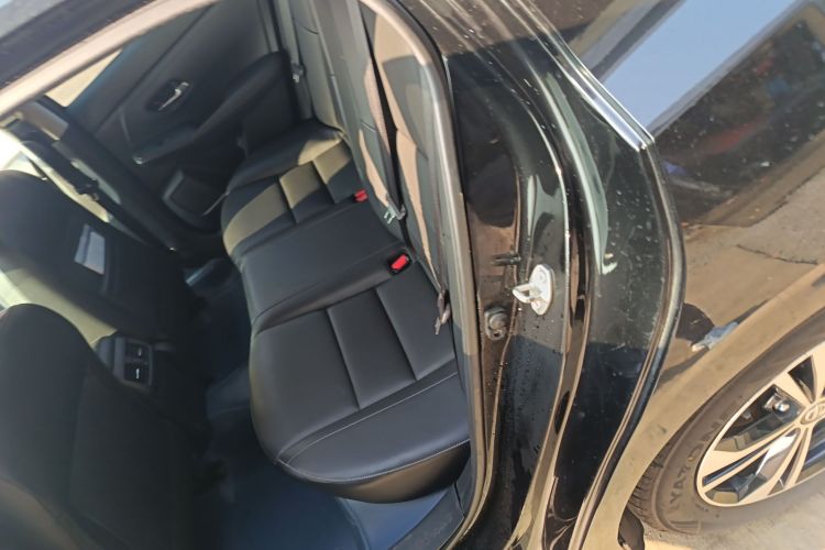 日产 轩逸 2021款 1.6L XL CVT悦享版中控内饰21