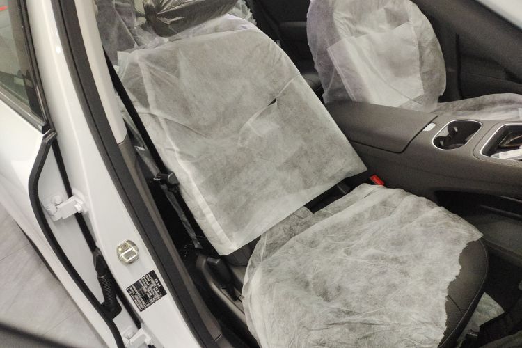 鸿蒙智行 尚界H5 2025款 增程 Pro局部细节41