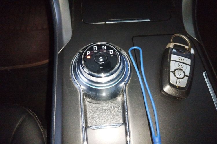 福特 蒙迪欧 2017款 EcoBoost 180 豪华型中控内饰18