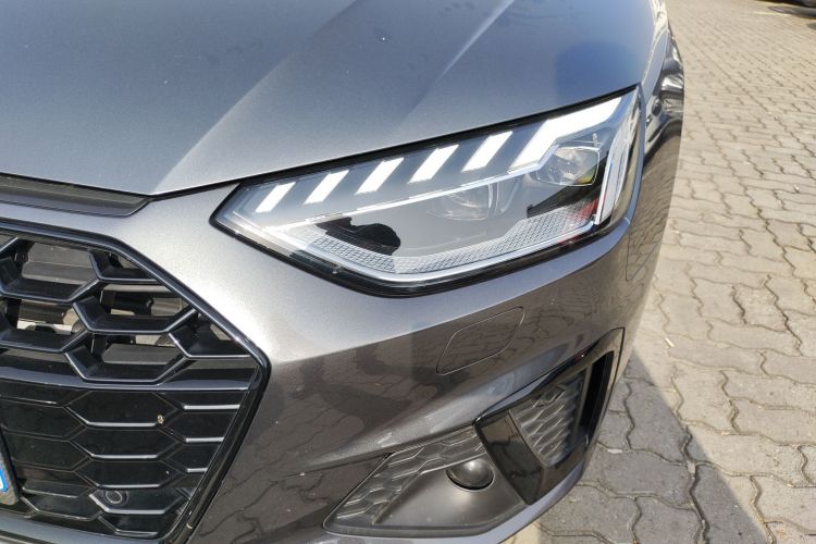 奥迪A4L 2022款 45 TFSI quattro 臻选动感型局部细节36