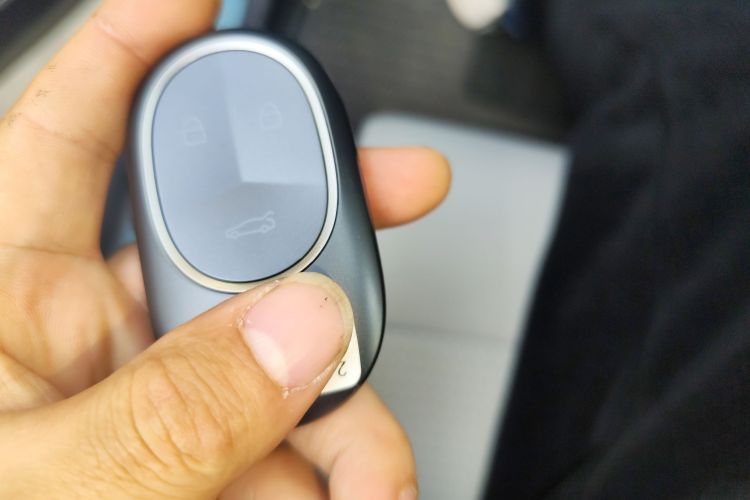 蔚来ES6 2023款 75kWh中控内饰7001