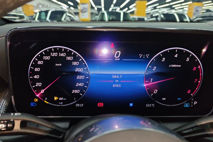 奔驰GLC 2024款 GLC 260 L 4MATIC 动感型 5座中控内饰14