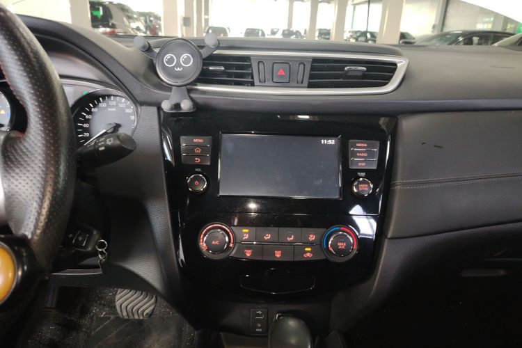 日产 逍客 2017款 2.0L CVT智享版 国V局部细节16