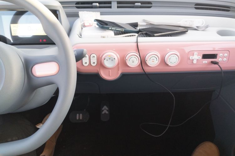 奔腾小马 2026款 222km 萌趣马中控内饰16