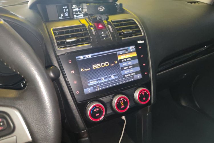 斯巴鲁 森林人 2018款 2.0i 豪华导航版中控内饰16