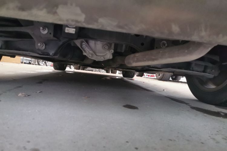 宝马3系 2016款 320Li 时尚型局部细节9009