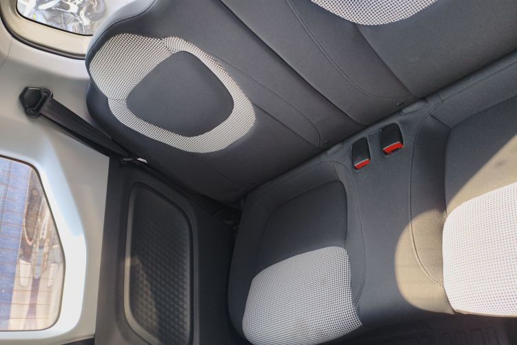 五菱汽车 宏光MINIEV 2024款 第三代 215km 青春版中控内饰21