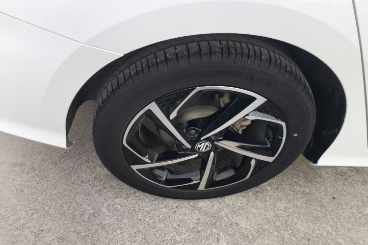 名爵 MG5 2021款 300TGI DCT青奢豪享版车身外观6008