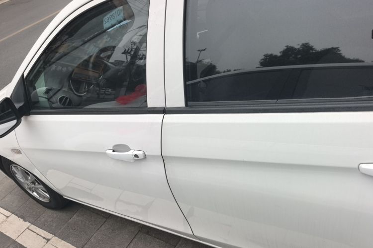 雪佛兰 2015款 赛欧3 1.5L 手动理想天窗版车身外观6003