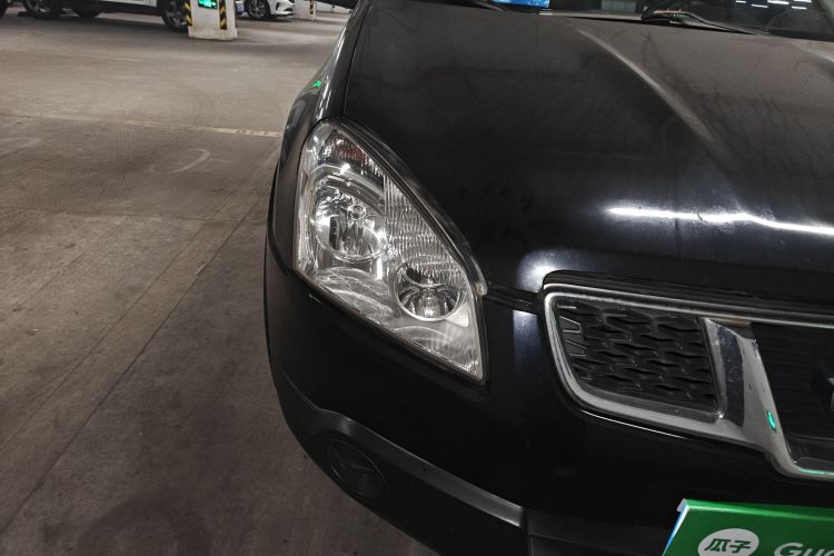 日产 逍客 2012款 2.0XV 雷 CVT 2WD车身外观6006