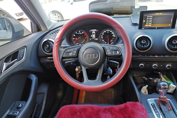 奥迪A3 2020款 Sportback 35 TFSI 时尚型 国VI中控内饰13