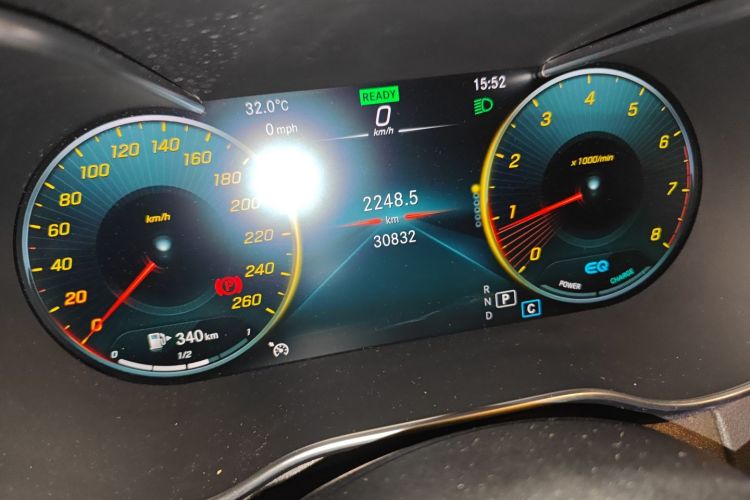 奔驰C级 2020款 改款 C 260 L 运动版中控内饰15