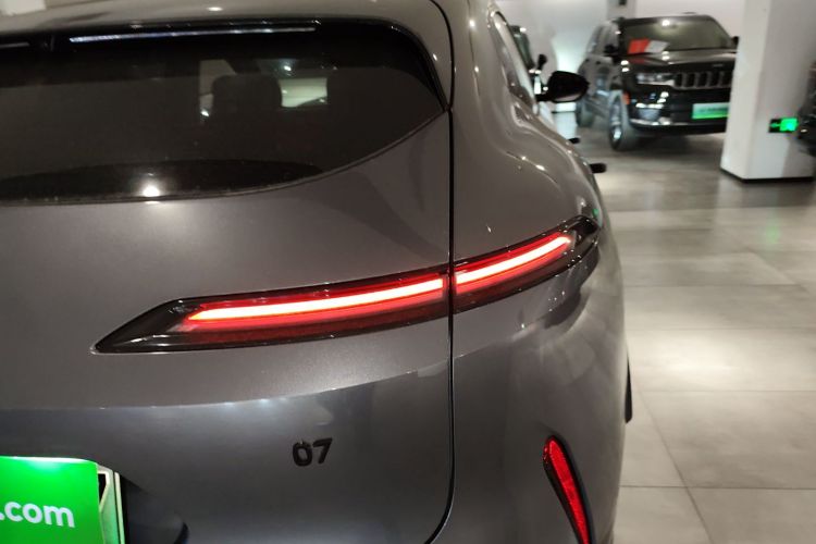 阿维塔07 2024款 Max纯电版车身外观9