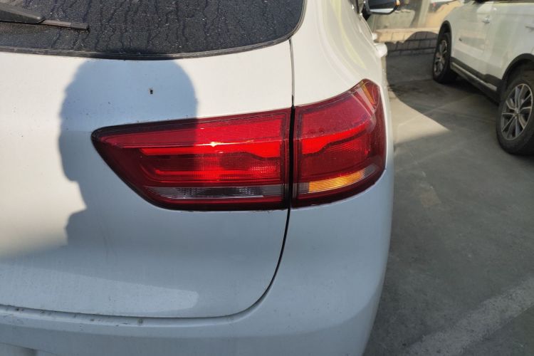 哈弗F5 2018款 1.5T i范车身外观6002