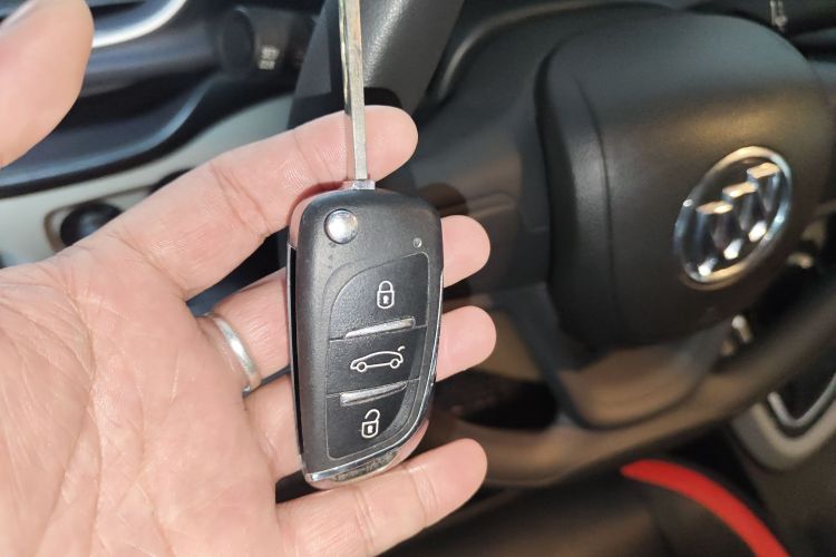 别克 英朗 2021款 改款 典范 1.5L 自动进取型中控内饰11