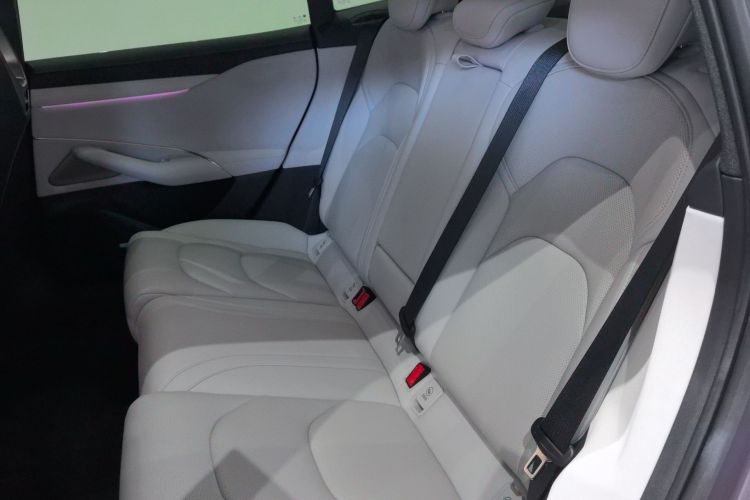 小米汽车 小米SU7 2024款 后驱长续航智驾版中控内饰21