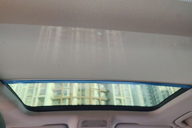 奥迪Q5 2016款 40 TFSI 技术型中控内饰22