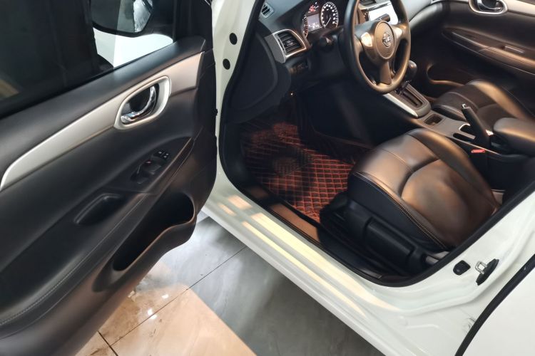 日产 轩逸 2022款 经典 1.6XE CVT舒适版中控内饰20