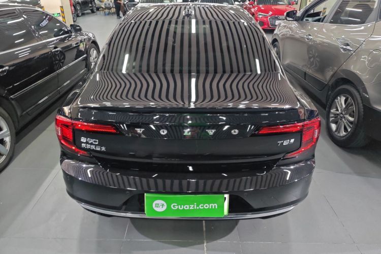 沃尔沃S90新能源 2025款 插电式混动 四驱长续航智雅豪华版车身外观6