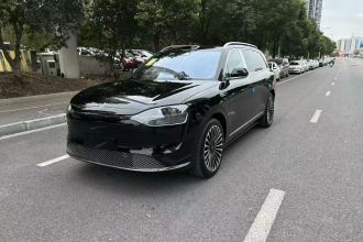 鸿蒙智行 问界M9 2025款 纯电 Ultra版 100kWh 5座版