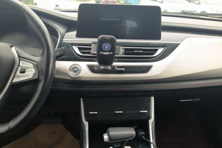 长安CS75 2018款 280T 自动精智型 国V中控内饰16