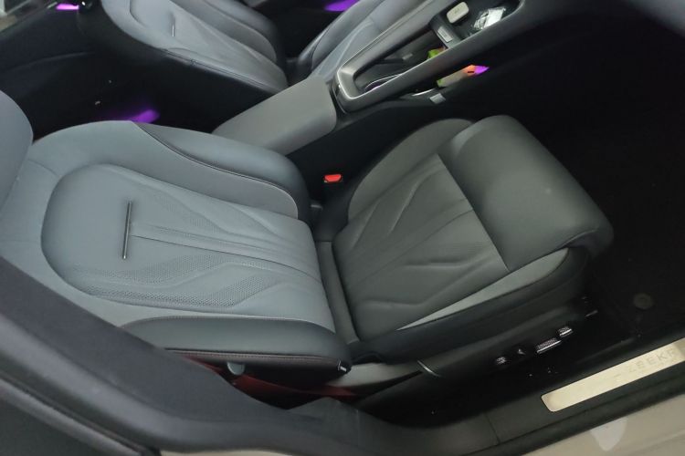 极氪007GT 2025款 后驱智驾版 75kWh局部细节41