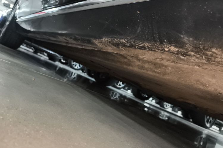 红旗H5 2023款 2.0T 自动智联旗畅版局部细节9001