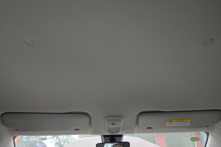 五菱汽车 五菱缤果 2023款 333km 灵犀互联款中控内饰22