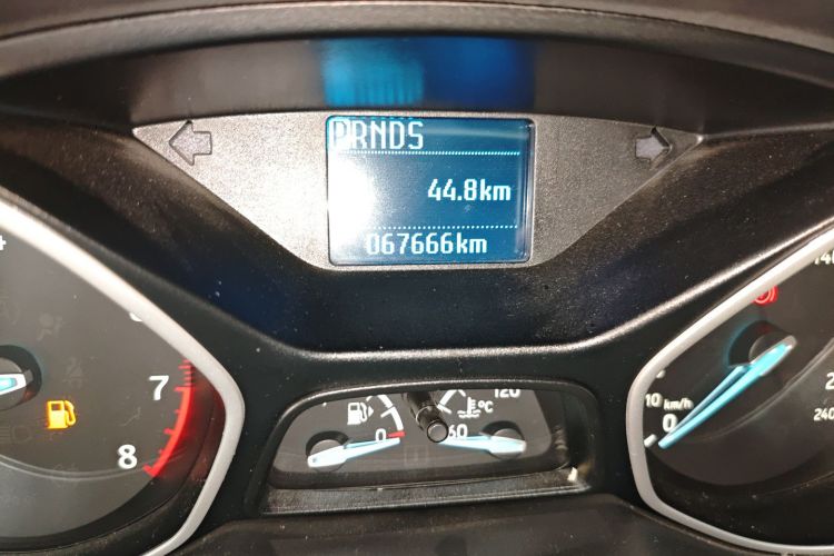 福特 福克斯 2015款 三厢 1.6L 自动舒适型中控内饰15