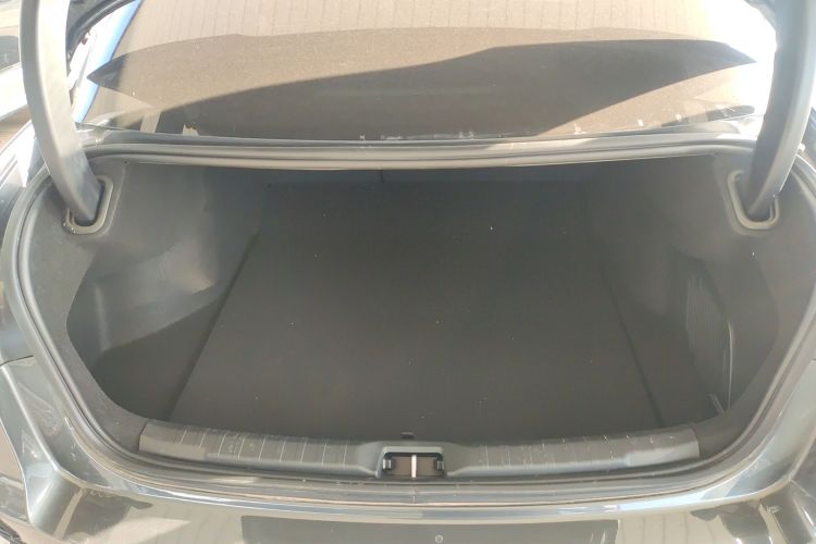 领克03 2025款 2.0TD DCT冠军版Pro机舱底盘23