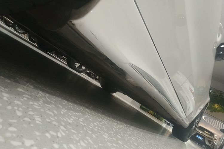 奔驰C级 2024款 改款二 C 260 L 运动版局部细节9001