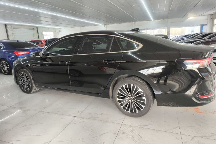 大众 迈腾 2024款 380TSI DSG尊贵版大迈包车身外观4