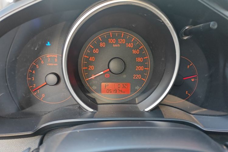 本田 飞度 2018款 1.5L CVT潮跑版中控内饰14