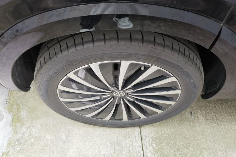 大众 威然 2024款 380TSI 尊贵版车身外观6008