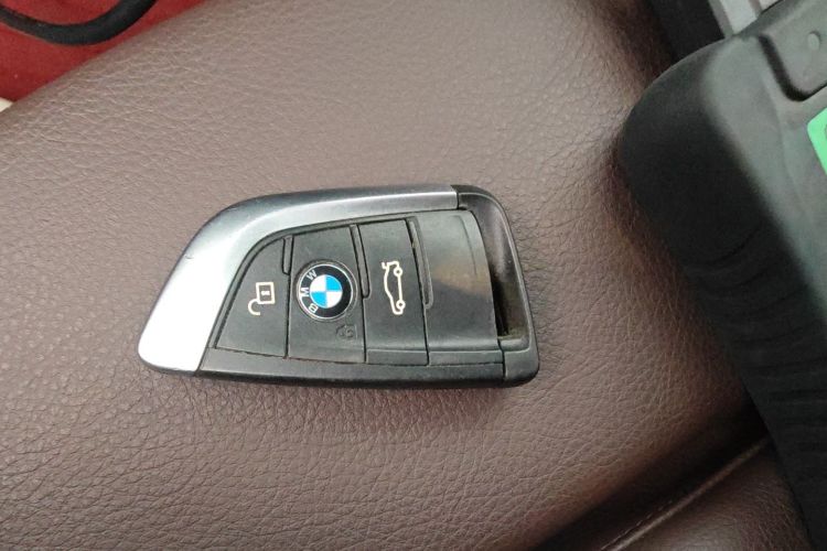 宝马X1 2022款 sDrive20Li 尊享型中控内饰11