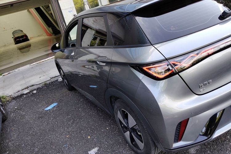 比亚迪 海豚 2023款 420km 时尚版车身外观4