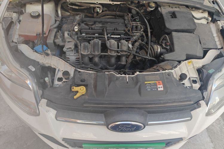 福特 福克斯 2012款 三厢 1.6L 手动舒适型局部细节24