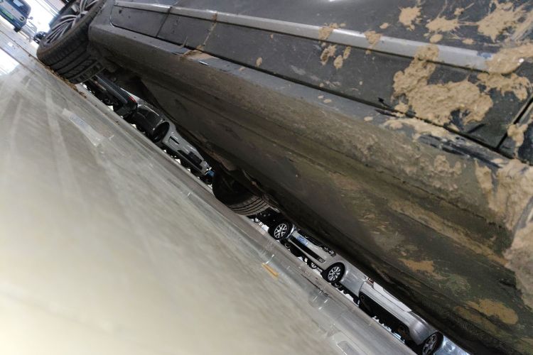 大众 帕萨特 2014款 1.8TSI DSG御尊版局部细节9001