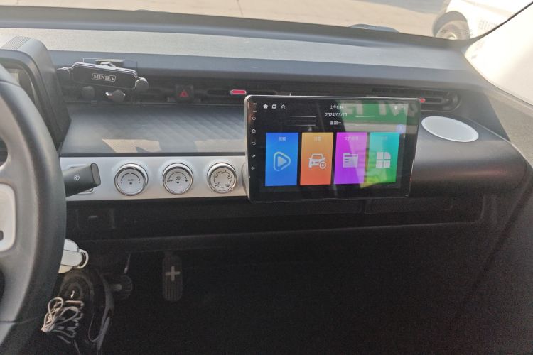 五菱汽车 宏光MINIEV 2022款 GAMEBOY 200km 玩咖款 磷酸铁锂中控内饰16