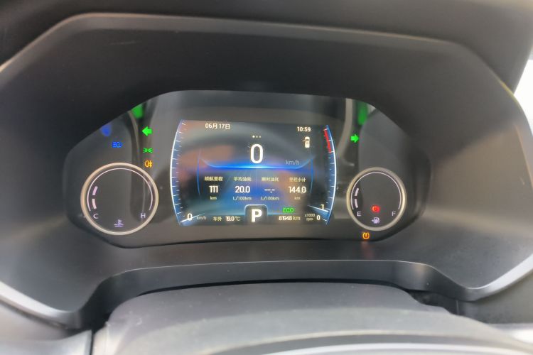 奇瑞 瑞虎8 2019款 1.6TGDI 自动精英型中控内饰14