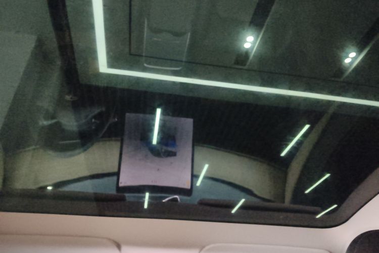 特斯拉 Model Y 2022款 Performance高性能全轮驱动版局部细节22