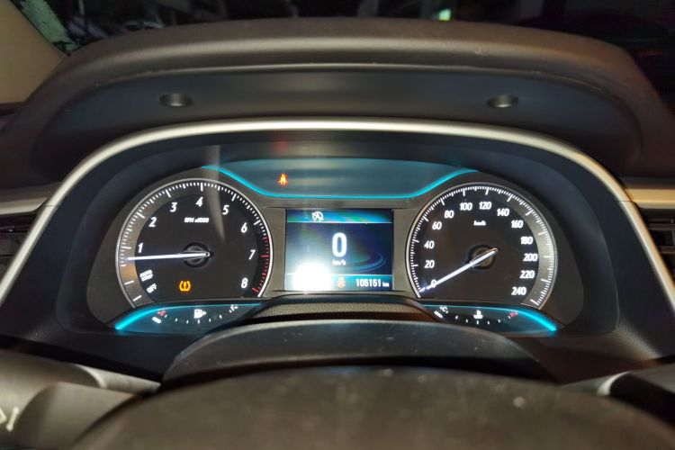 别克 英朗 2015款 18T 双离合精英型中控内饰14