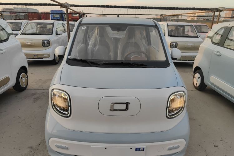 奔腾小马 2026款 222km 萌趣马 Plus车身外观2