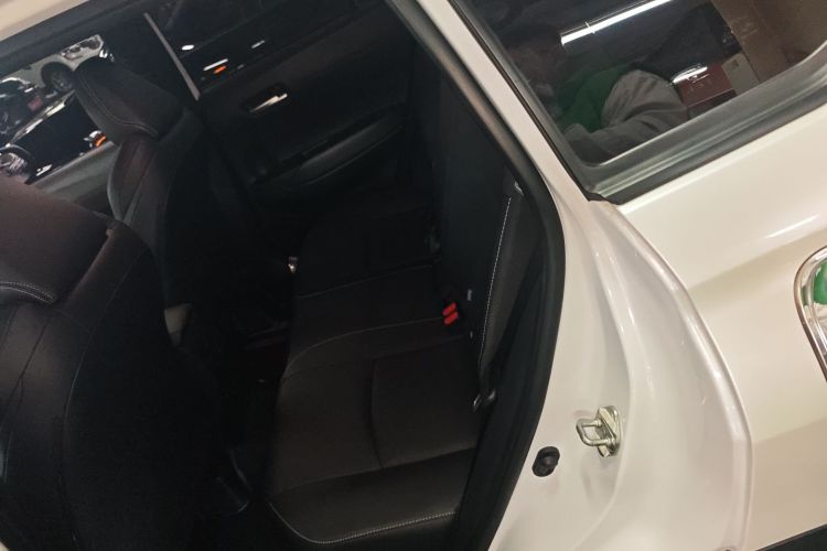 丰田 锋兰达 2022款 2.0L CVT豪华版中控内饰7004