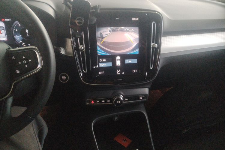 沃尔沃XC40 2022款 T4 四驱智行时尚版中控内饰16