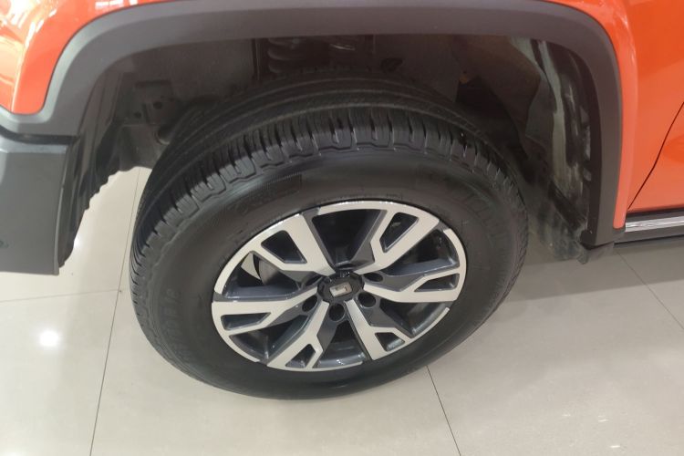 坦克300 2024款 2.0T 穿越者车身外观35