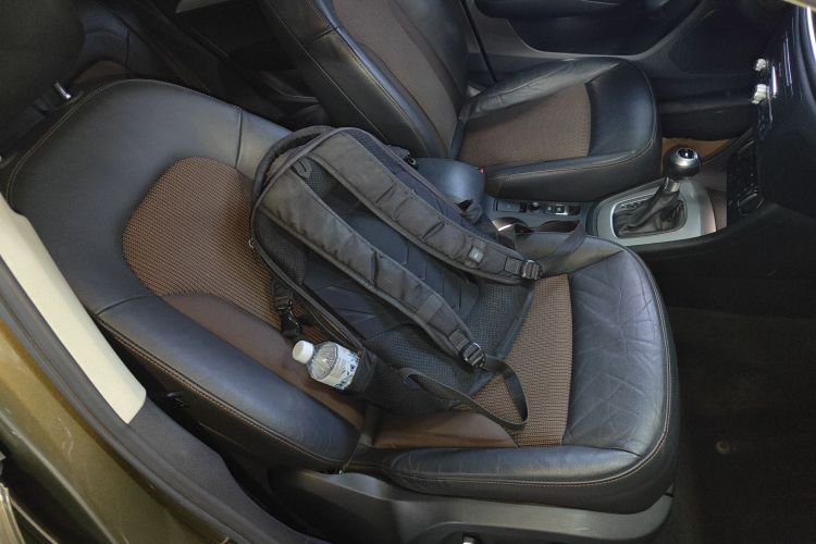 奥迪Q3 2018款 30周年年型 30 TFSI 时尚型局部细节41